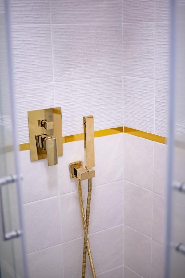 Isabel Apartaments Old Town ปาโดวา ภายนอก รูปภาพ