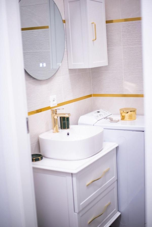 Isabel Apartaments Old Town ปาโดวา ภายนอก รูปภาพ